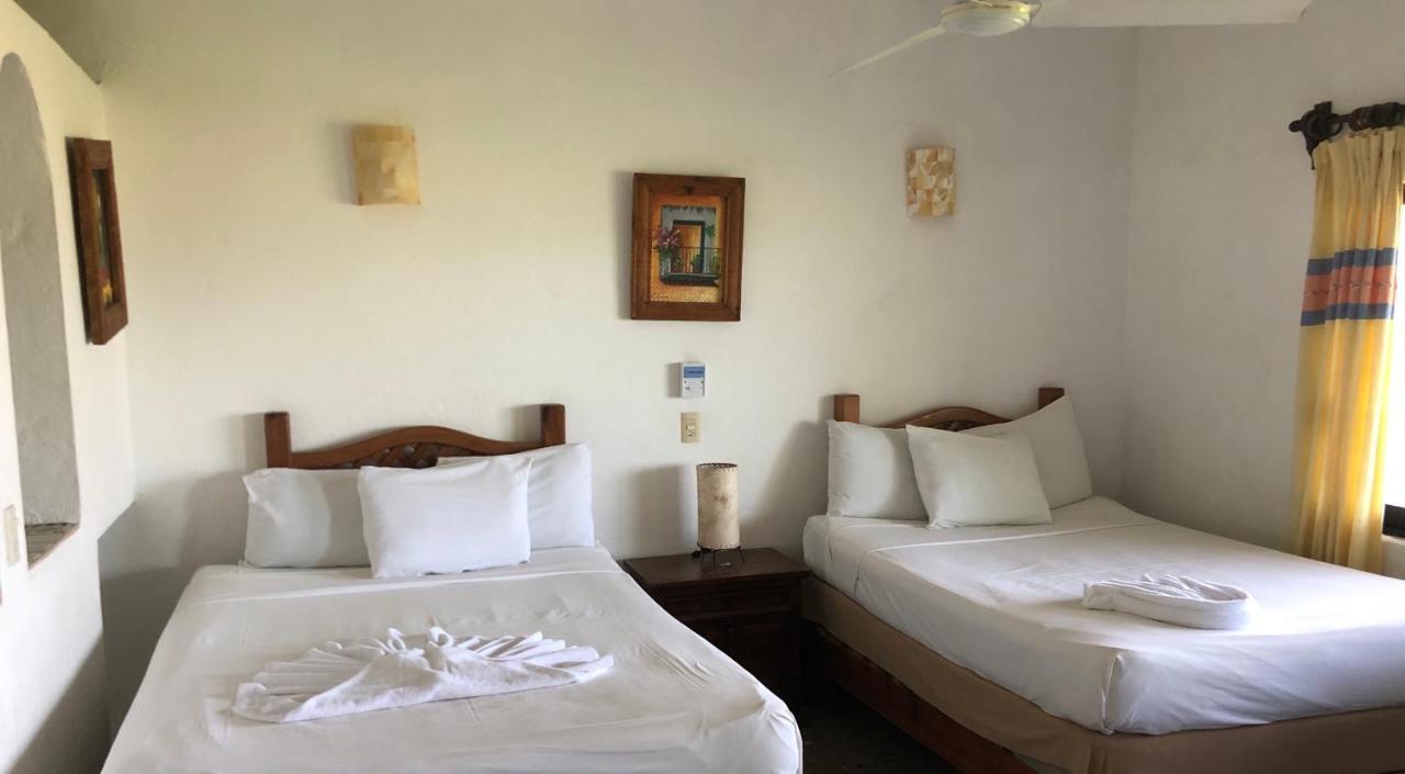 Hotel Arcoiris Puerto Escondido  Buitenkant foto