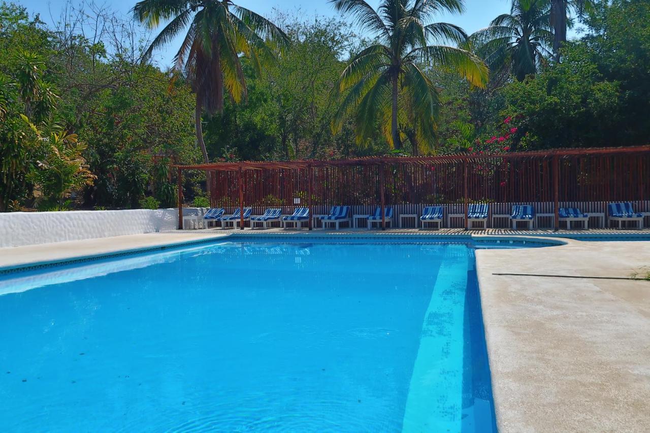 Hotel Arcoiris Puerto Escondido  Buitenkant foto